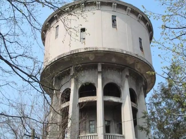 Water tower